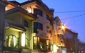 Hotel Cosmos