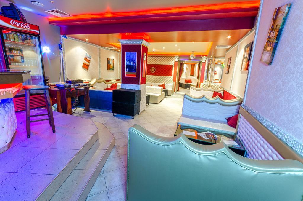 Hotel Cosmos Asenovgrad Dış mekan fotoğraf