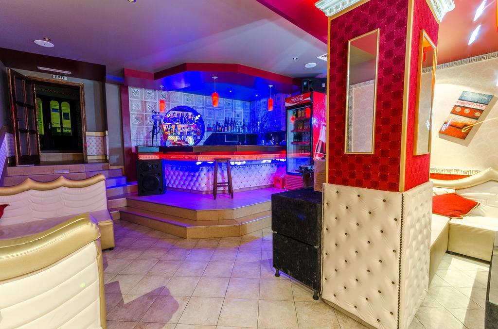 Hotel Cosmos Asenovgrad Dış mekan fotoğraf