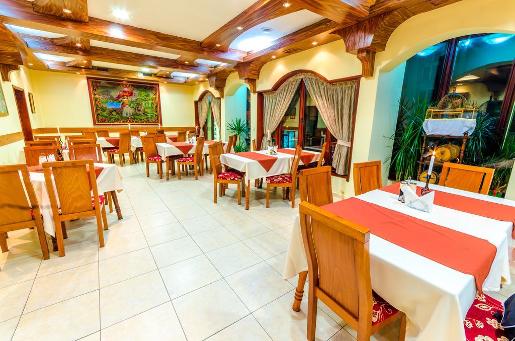 Hotel Cosmos Asenovgrad Dış mekan fotoğraf